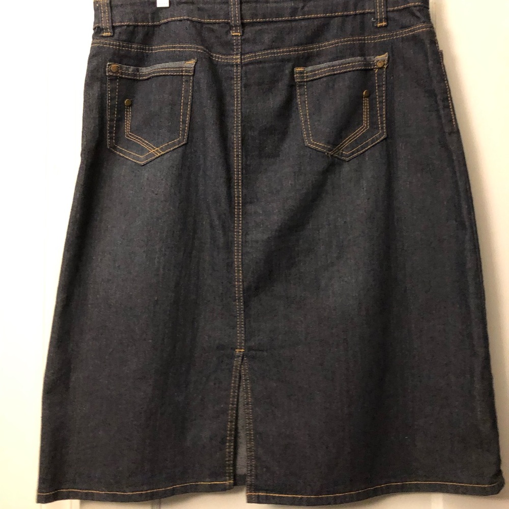 Jean skirt.